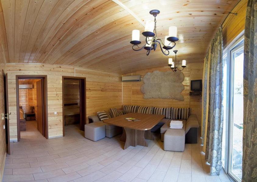 Marco Polo Hotel Ul'yanovka  Bilik gambar